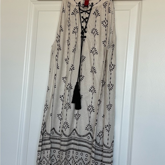 V Cristina Halter Style Coordinating Set, Size M, 100% Rayon, Black/Off White - Picture 2 of 12